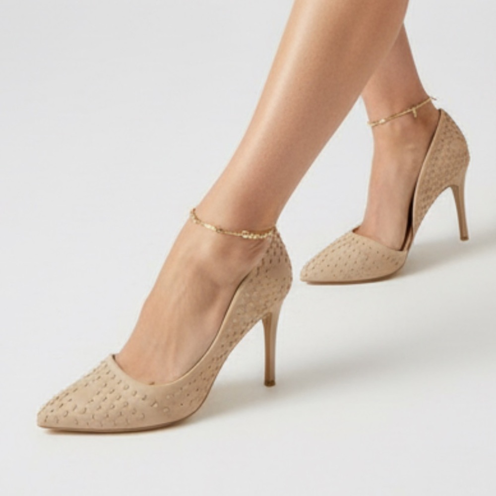 New French Connection Forever Studded Pumps size 6.5